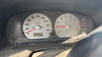 Pordám Suzuki Jimny 2006 - 9