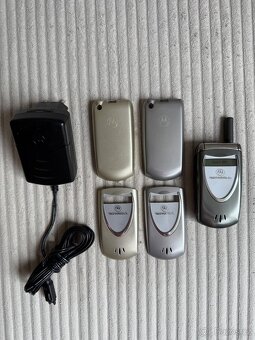 Motorola V60i - 9