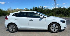 Volvo V40 2,0 (2018) D4 88kw - 9