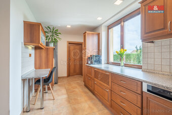 Prodej rodinného domu 4+kk, 196 m², Václavice u Benešova - 9
