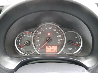 Toyota Yaris 1.0VVT-i Klima, Kamera, Nové v ČR - 9