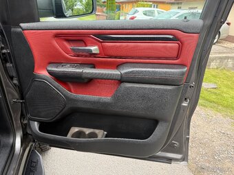 DODGE RAM 1500 HEMI REBEL LIFT - 9