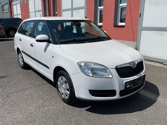 Škoda Fabia 2 kombi 1.4 16V Klimatizace - 9