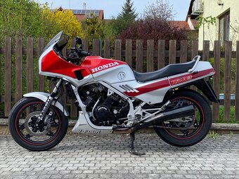 Honda vf 1000 f - 9