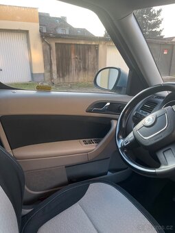Škoda Yeti 2,0TDi 103 KW, 6q - 9