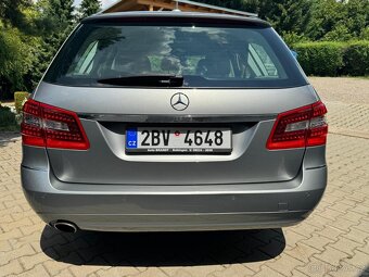 Mercedes-Benz E 250 CGI, benzín 150 kW, 7místná verze - 9