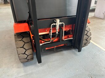 3-kolový vysokozdvižný vozík Toyota, 1500 kg, 3,3 m - 9