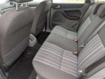 FORD FOCUS COMBI 1.6i 74kW 2010 JEN 125TKM - 9