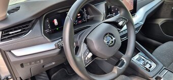 Škoda Octavia Combi 2.0 TDI STYLE First Edition - 9