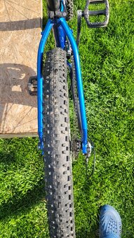 Juniorské kolo Trek Marlin 6, kola 27,5, rám S - 9