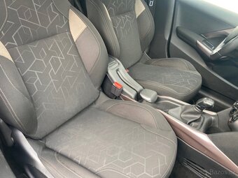 Peugeot 2008, 1,2 VTi, vyhř.sedačky, tažné, nová STK - 9