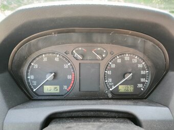 ŠKODA FABIA 1.2 40kw, r.v. 2003, NOVÁ STK, DOBRÝ STAV - 9