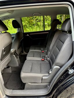VW Touran 1.2TSI 77kw 2011 nove rozvody+STK - 9
