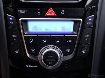 Hyundai i30 1,6 CRDi 81kW Aut.klima CZ 1 Maj (2017) - 9