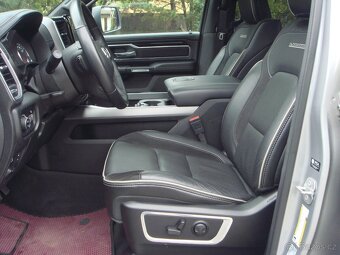 Dodge RAM 3.0diesel 194kw 2023 22tkm Laramie DPH - 9