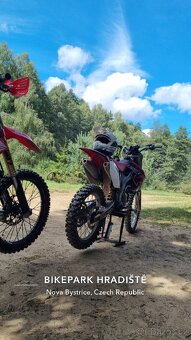 Honda crf250r 2009 - 9