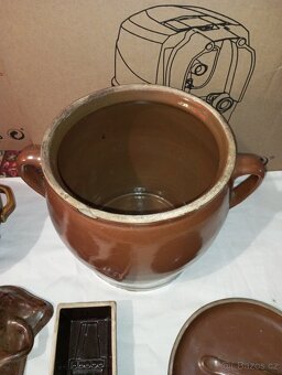 Keramický beránek - dvoudílný, hrnec s poklicí, bábovka aj. - 9