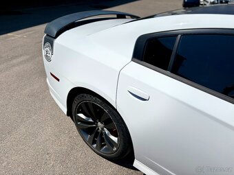 2014 Dodge Charger SRT Superbee | 392 HEMI | 470 koní - 9