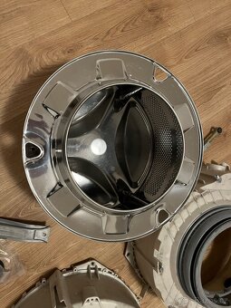 Nabízím díly na pračku Bosch - 9