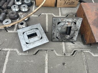 205. Vysekávací stroj Sázavan – děrovací stroj - 9