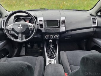 Mitsubishi Outlander 2.2 HDI 115 kW, původ ČR - 9