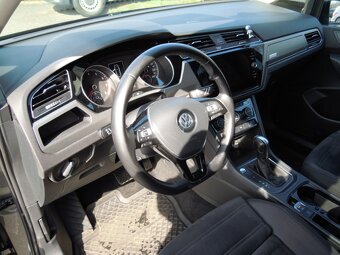 VW Touran 1.5Tsi automat 110kw(150hp) r.v.11/2019 ČR - 9