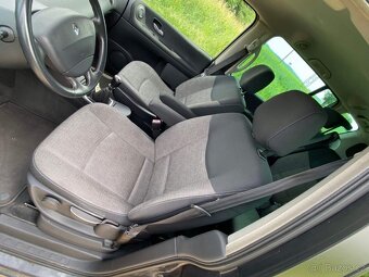 Renault Espace 2.0DCi 110kW 7 míst klima navigace 213tkm - 9