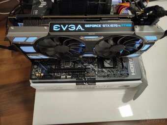 Grafická karta EVGA GTX 1070 Ti - 9