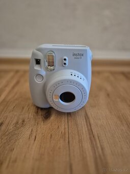 Instax mini 9 světle šedý + pouzdro - 9