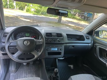 ŠKODA FABIA 1.2 TSi COMBI KLIMA NAJETO JEN 98.000 TIS KM - 9