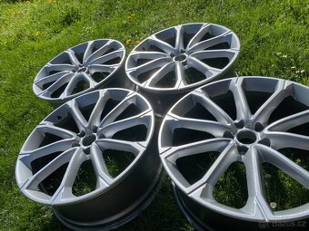 Alu kola 5x112 R21 Originál Audi sport RSQ3 - 9