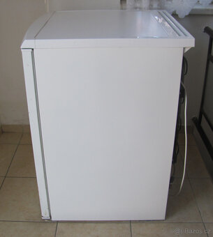 CHLADNIČKA S MRAZNIČKOU AEG - A++ - 85cm - 9