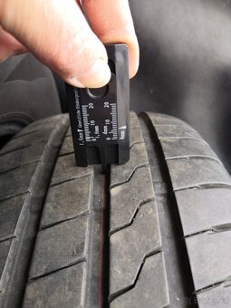 Firestone Roadhawk 195/65 R15 91T, DOT 21, vzorek 90 % - 9