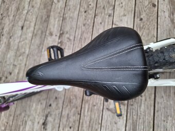 Divci kolo Specialized Hotrock 20 - 9