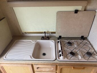 Karavan Obytný přívěs Challenger Swift 390/2 GT - 9