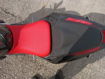 Aprilia RS125 - 9