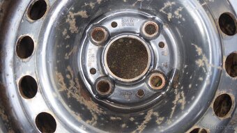 Pneu zimní s ocel.ráfky 4 ks , 175/70/R14 , 4x100mm, ET35 - 9