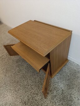 Rustikální komoda z masívu, Nábytek s 6 - 9