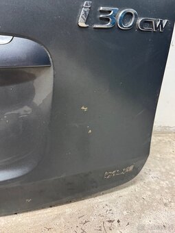 Hyundai i30 SW, zadní 5. (páté) dveře - 9