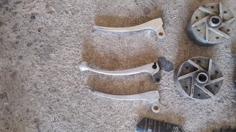 Jawa 50 pionýr díly - 9