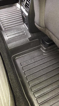 Ford Kuga gumové koberce - 9