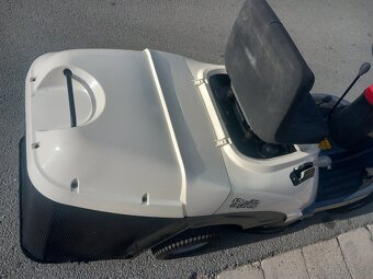 Prodám zahradní traktor rider Béal Performer 12.5Hp - 9