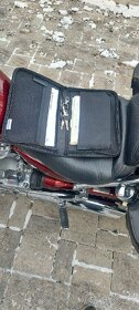 Suzuki Vs 1400 Intruder - 9