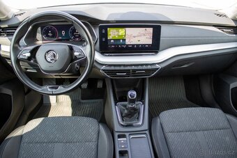 Škoda Octavia Combi 2.0 TDI SCR Style - 9