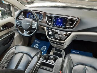 Chrysler Pacifica 3,6L V6, 7míst, kůže, kamera, tažné, LPG - 9