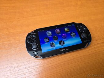"REZERVACE" Sony Playstation PS Vita 1100 (OLED, 3G) - 9