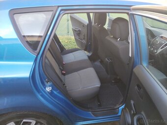 Kia Ceed 1.4benzin-Koup.Čr,81500km,PO STK - 9