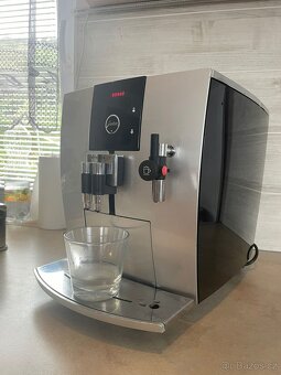 Jura kávovar - 9