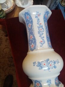 Starožitná porcelánová váza - 9