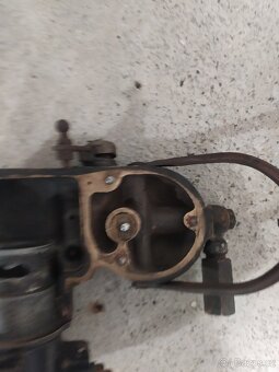 ZENITH LYON 42 UH - 9